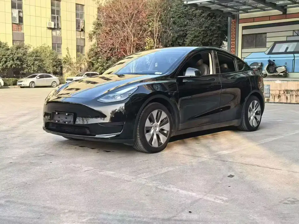 Tesla Model Y Facelift Rear-Wheel Drive Version 2022