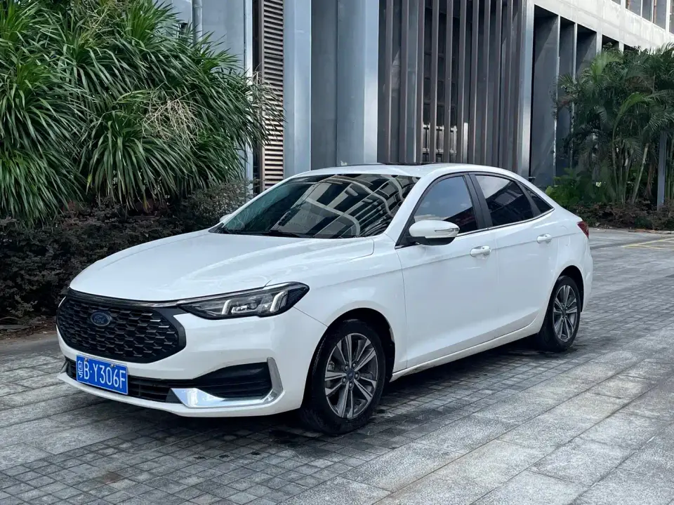 Ford Escort 1.5L Automatic Platinum Edition 2021