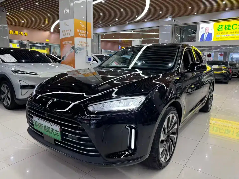 AITO Wenjie AITO M5 Extended Range AWD Performance Edition 2022