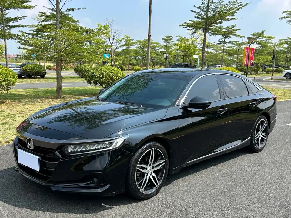 Honda Accord 260TURBO Phantom Night Premium 2022