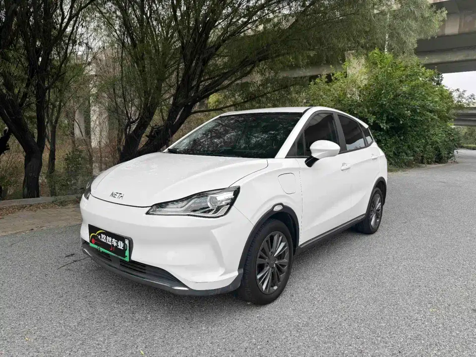 Neta Nezha V Trend 400 Lite 2023