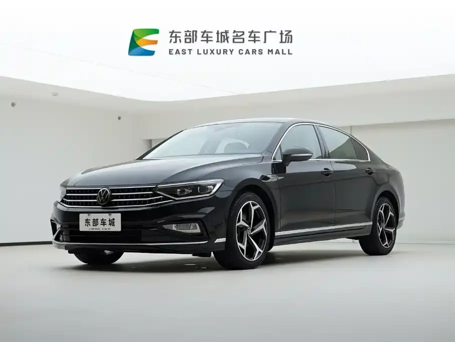 Volkswagen Magotan Facelift Public Edition 330TSI DSG Luxury 2025