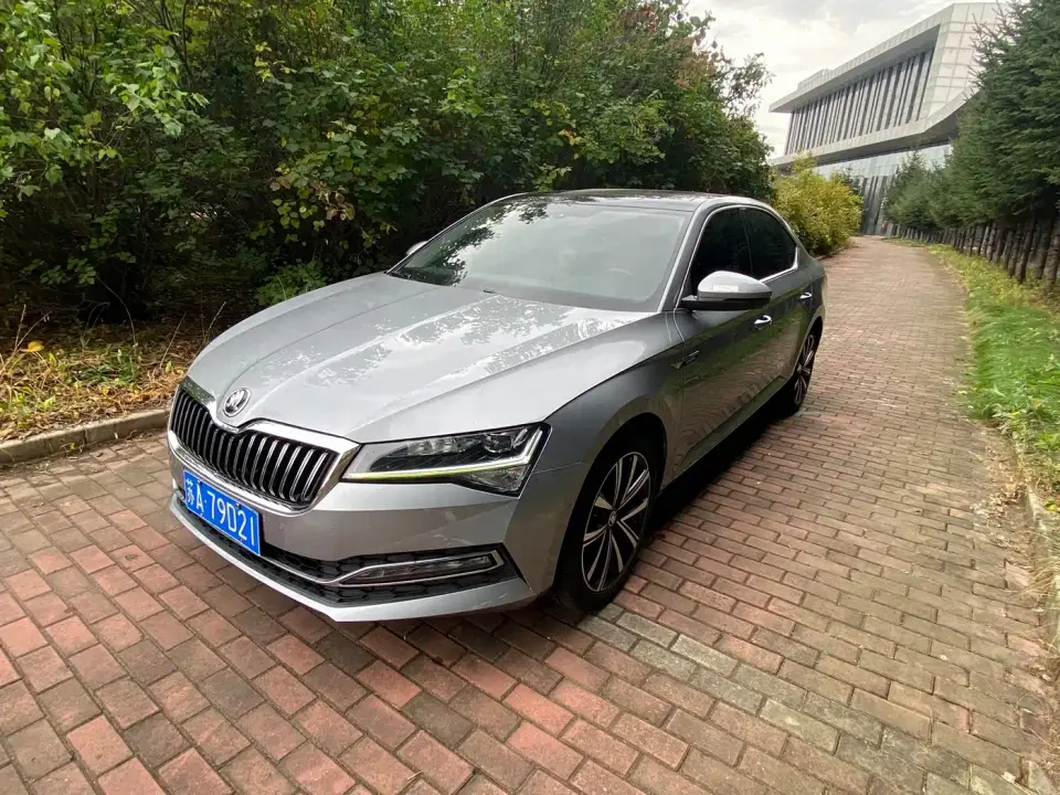 Skoda Superb Facelift TSI280 DSG Premium Edition 2023
