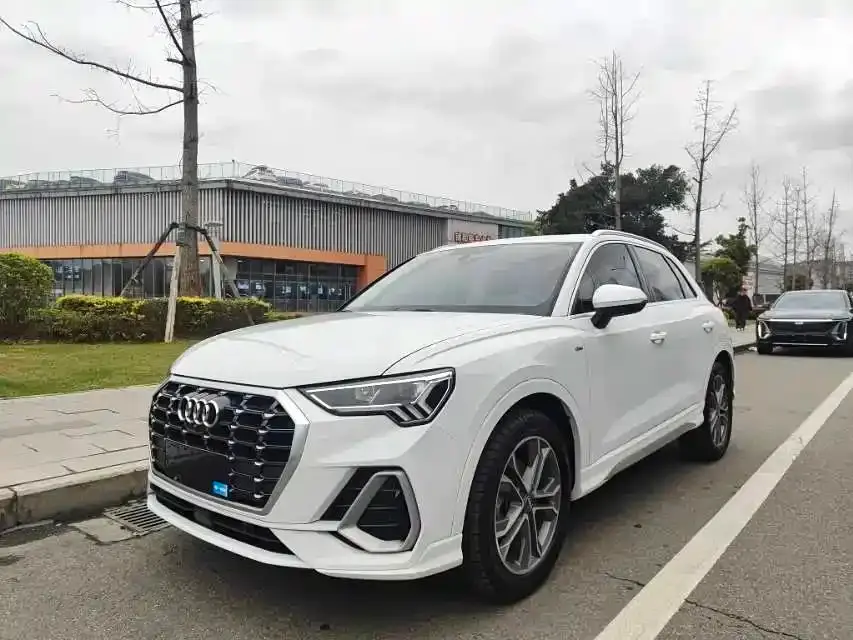 Audi Q3 40 TFSI Fashion Dynamic 2020