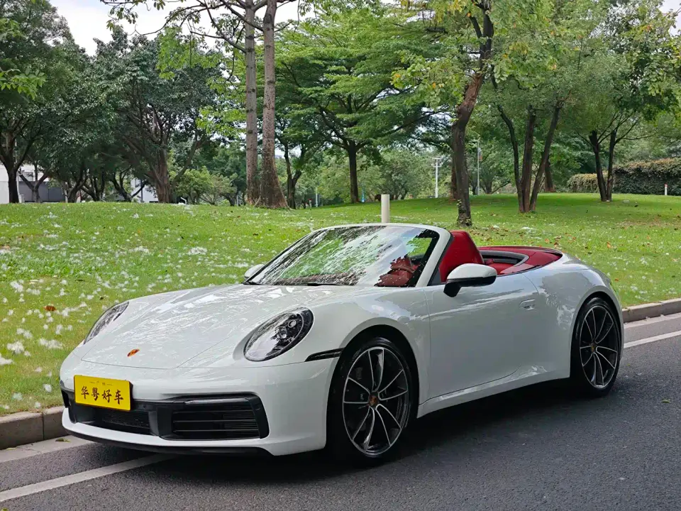 Porsche 911 Carrera Cabriolet 3.0T 2023