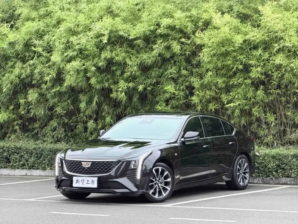 Cadillac CT5 Model 28T Urban Sport Edition 2026