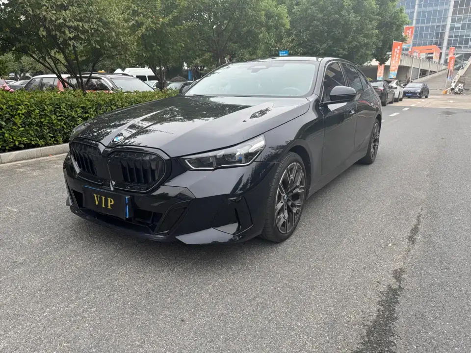 BMW 5 Series 530Li Exclusive M Sport Package 2026