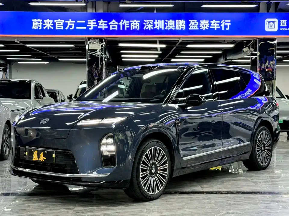 NIO ES8 Base Model 7-Seater 2025