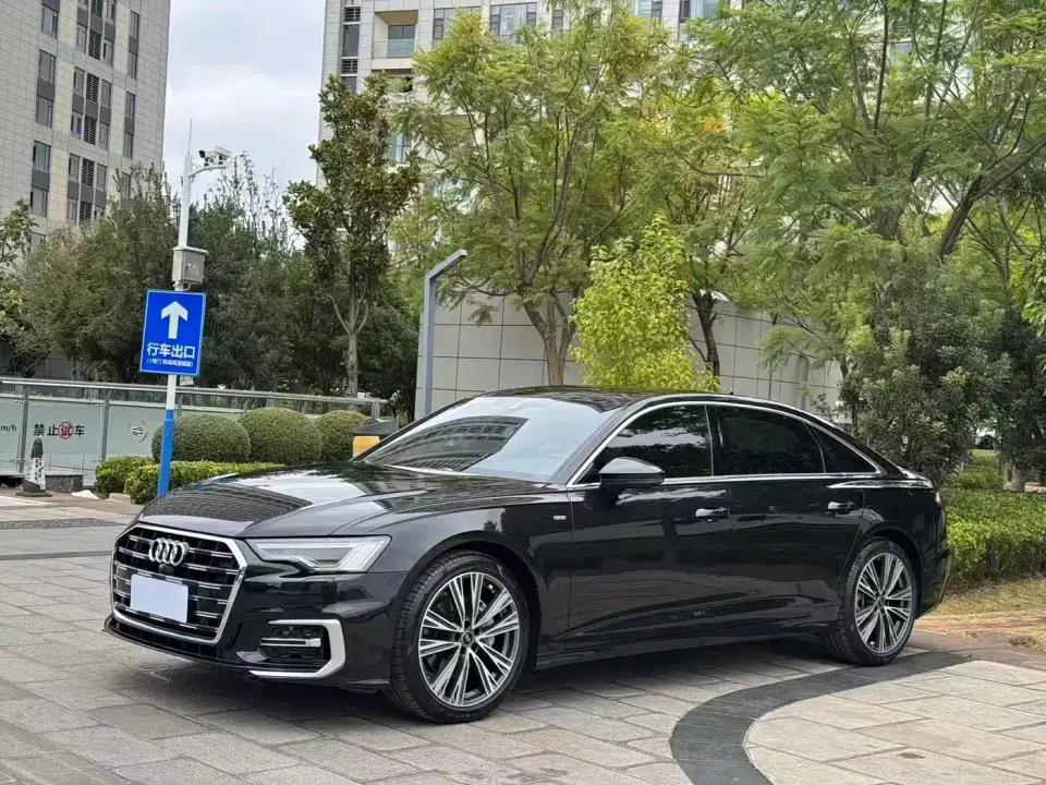 Audi A6L Facelift 45 TFSI Premium Dynamic 2023