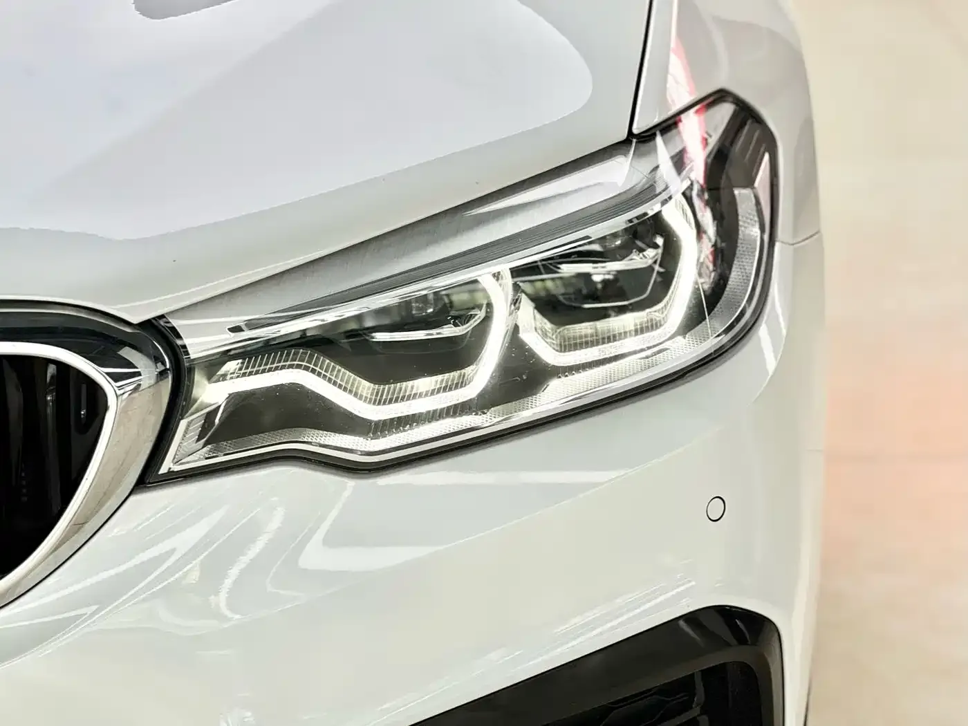 BMW 5 Series 530Li Exclusive M Sport Package 2020 — фото 17