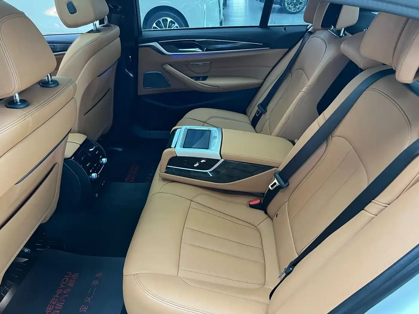 BMW 5 Series 530Li Exclusive M Sport Package 2020 — фото 10
