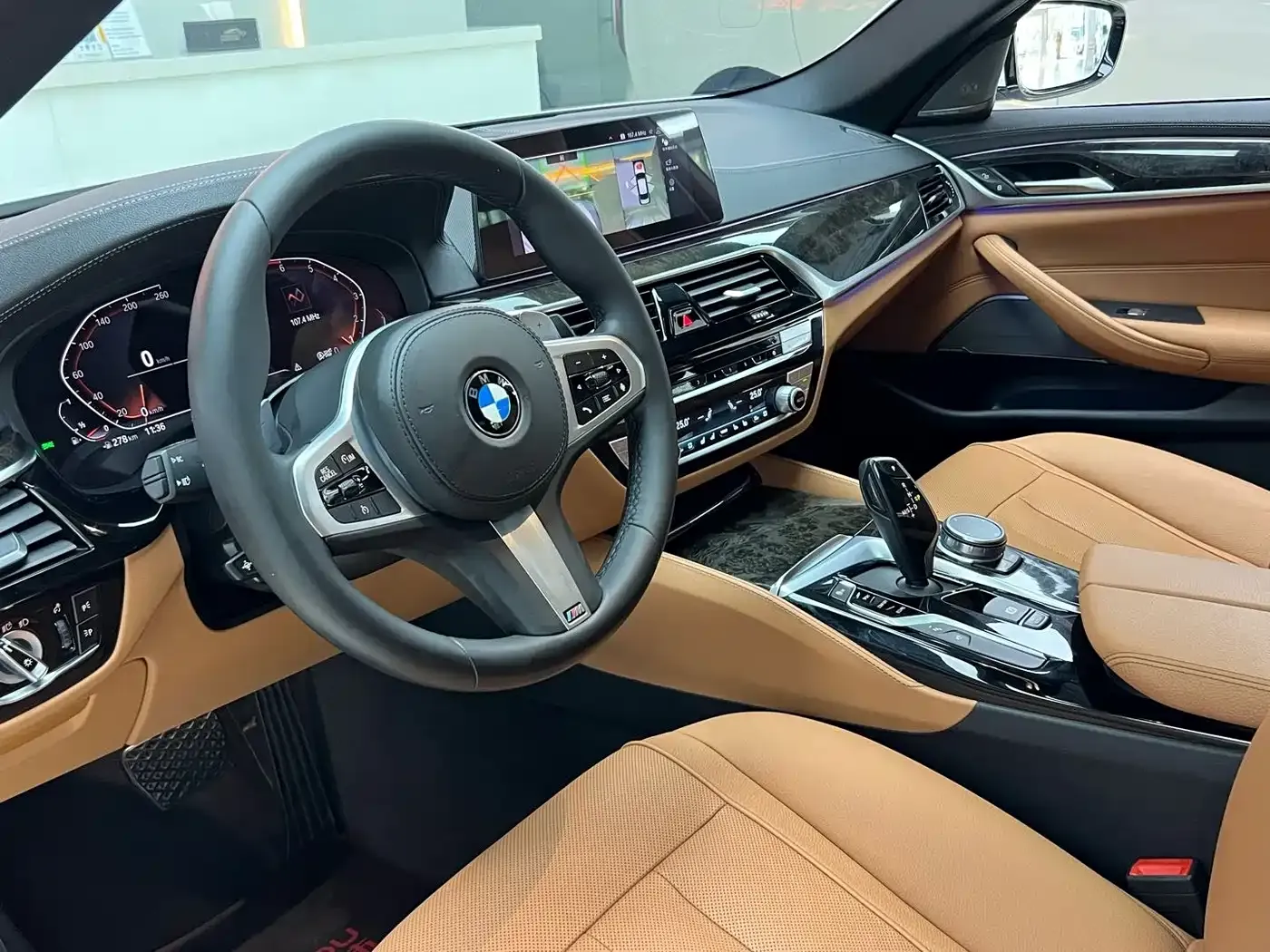 BMW 5 Series 530Li Exclusive M Sport Package 2020 — фото 8