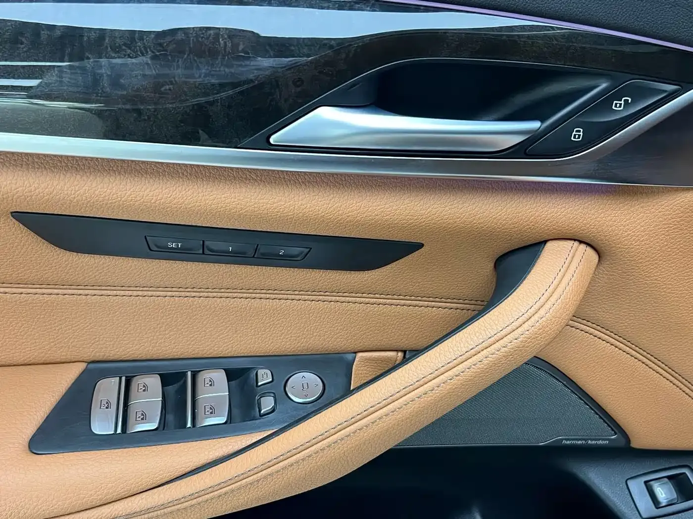 BMW 5 Series 530Li Exclusive M Sport Package 2020 — фото 20