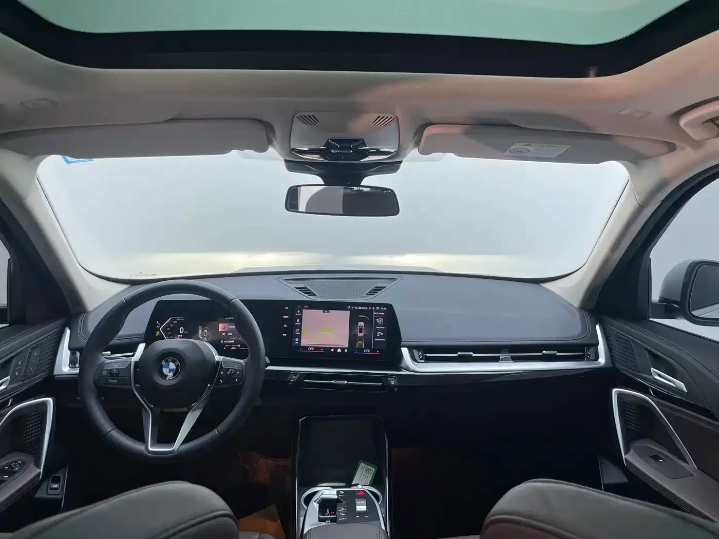 BMW X1 sDrive20Li X Design Package 2023 — фото 14
