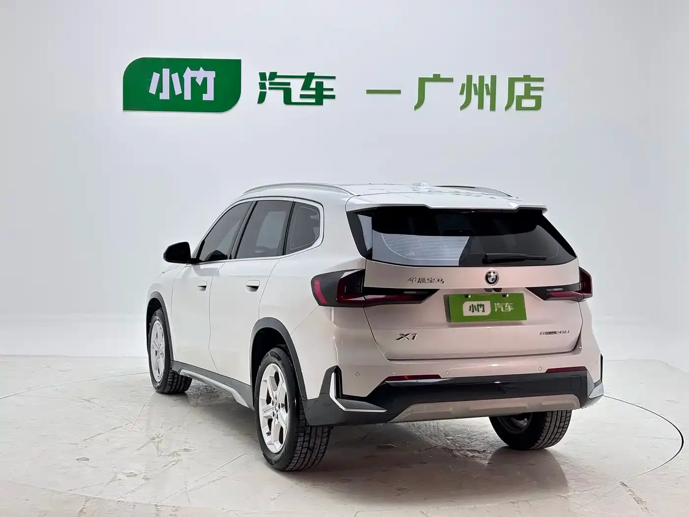 BMW X1 sDrive20Li X Design Package 2023 — фото 4