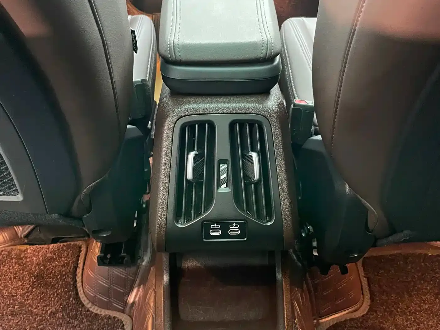 BMW X1 sDrive20Li X Design Package 2023 — фото 17