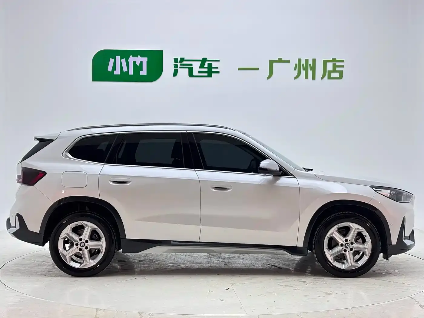 BMW X1 sDrive20Li X Design Package 2023 — фото 8