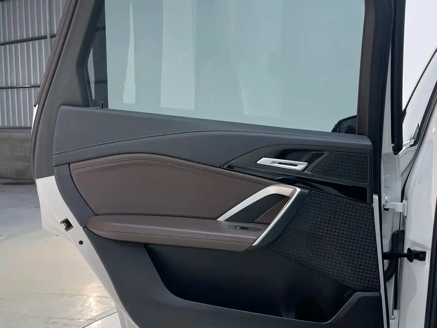 BMW X1 sDrive20Li X Design Package 2023 — фото 19