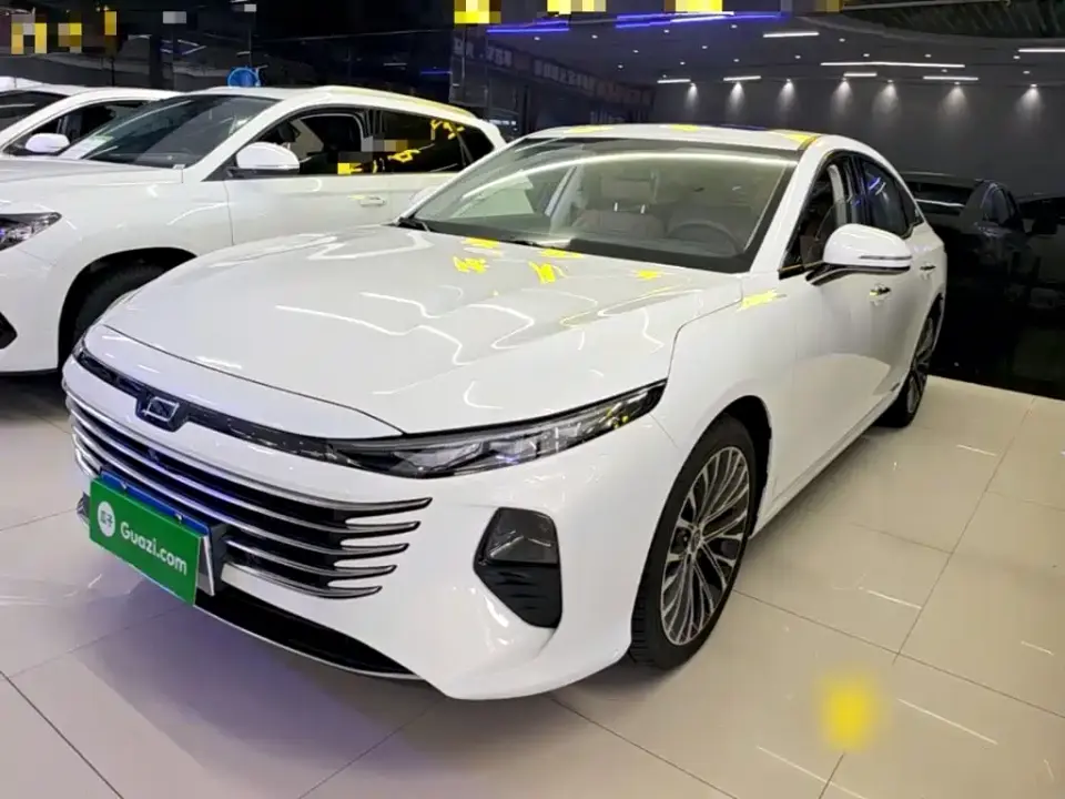 Besturn B70 Model Soaring Dragon Edition 1.5T Pioneer 2025