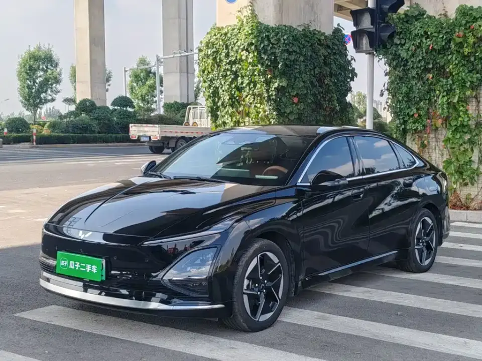 Wuling Motors Wuling Xingguang Model 610km Smart Flagship 2025