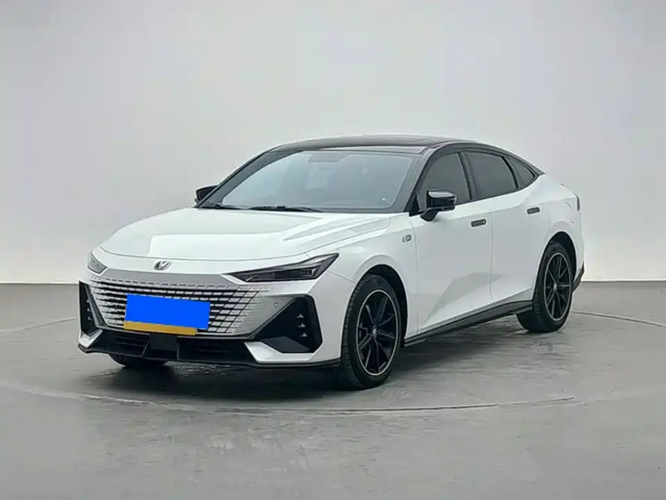 Changan UNI-V iDD ZhiDian iDD 1.5T 113km Smart Fun Edition 2023