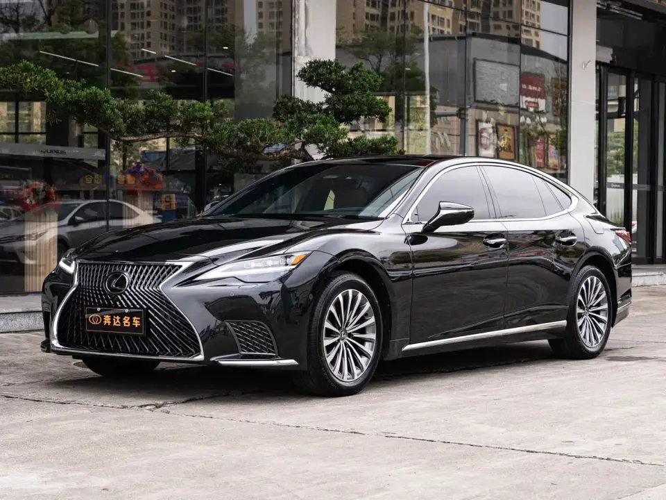 Lexus LS Model 500h Luxury Edition 2025