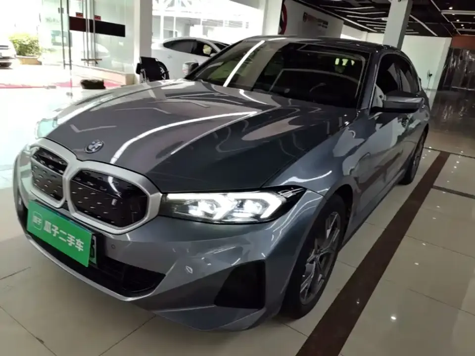 BMW i3 eDrive 35 L 2023