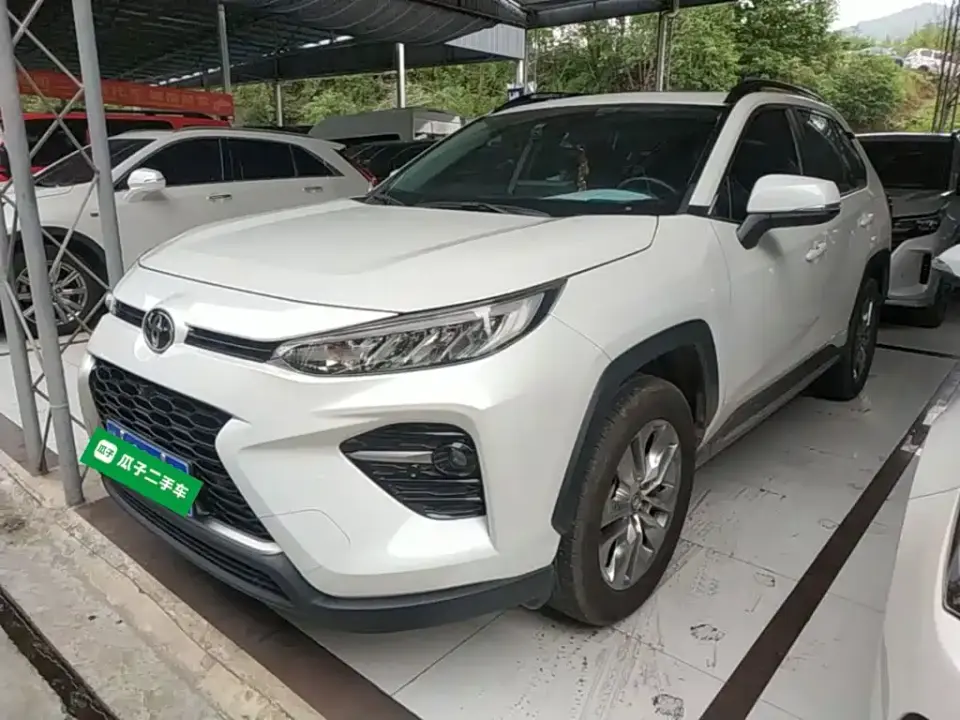 Toyota Wildlander 2.0L CVT FWD Luxury PLUS Edition 2022