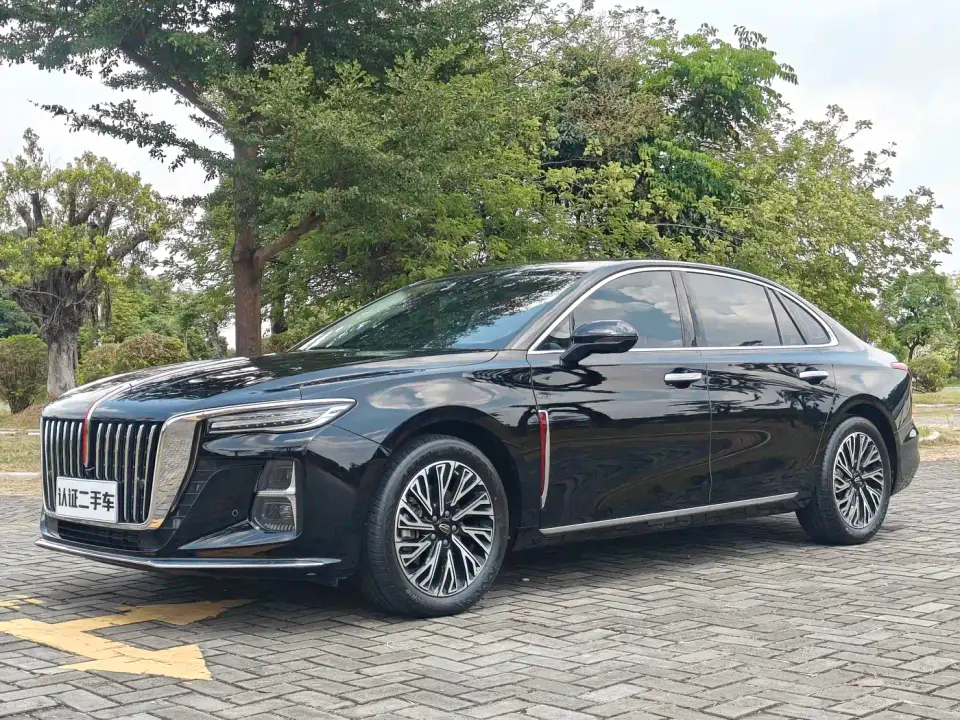 Hongqi H5 2.0T Automatic Smart Connect Flag Smooth Edition 2024
