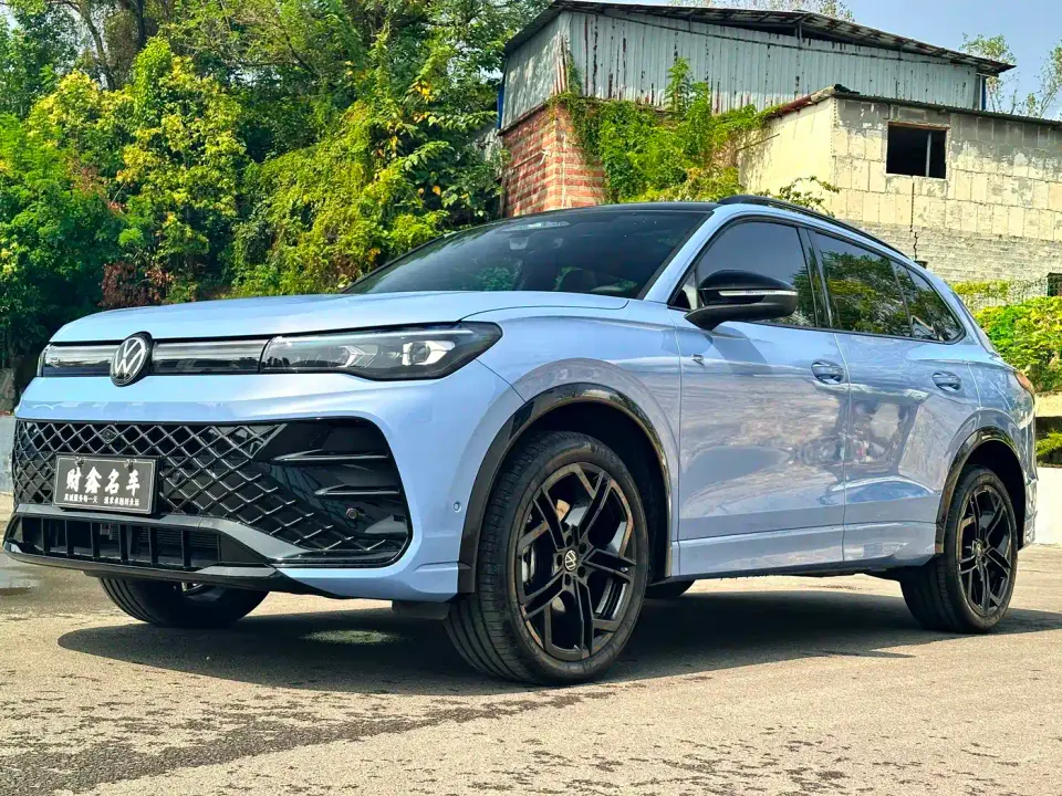 Volkswagen Tiguan L PRO 380TSI 4WD R-Line Smart Premium Edition 2025