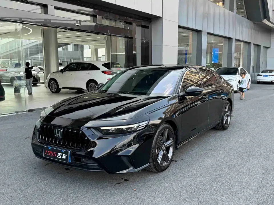 Honda Inspire 260TURBO Delicate Edition 2024