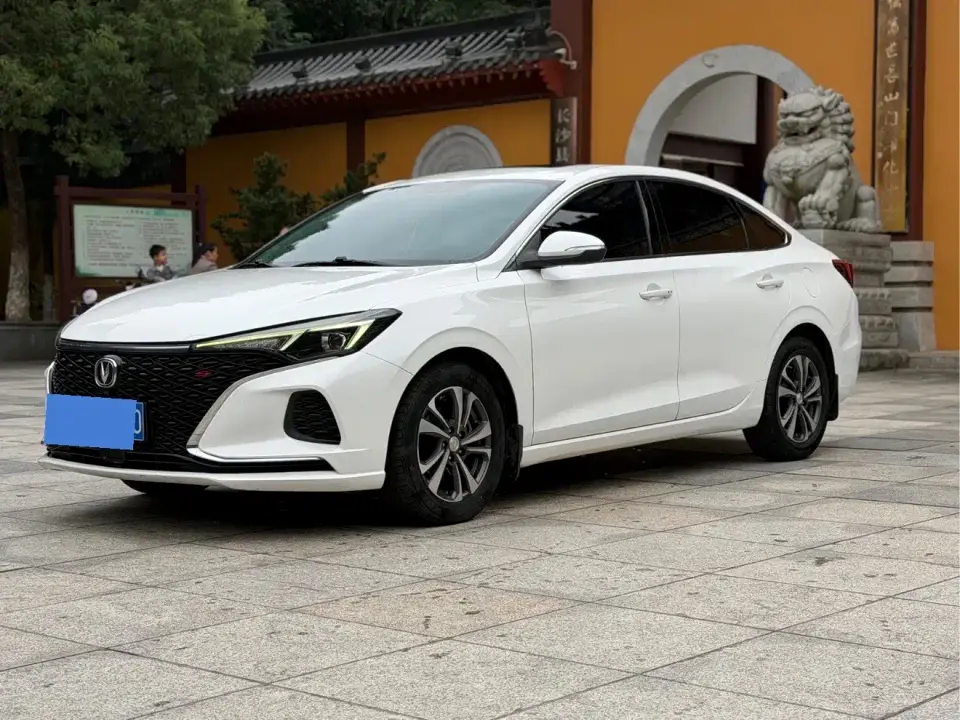 Changan Eado PLUS Blue Whale NE 1.4T GDI DCT Premium 2020