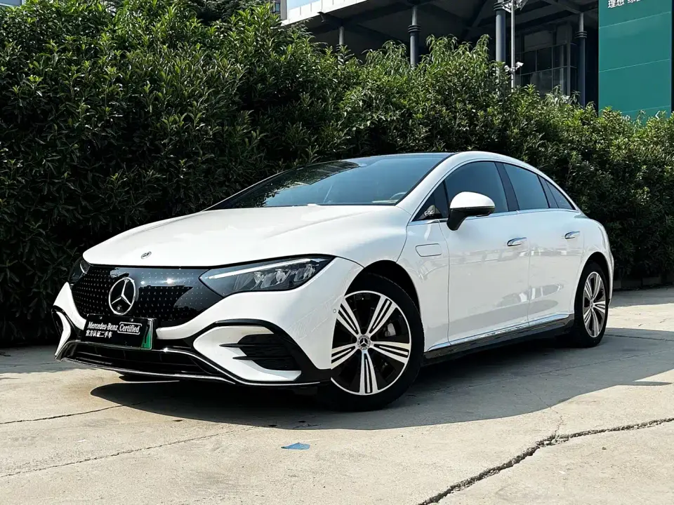 Mercedes-Benz EQE 500 4MATIC Pioneer 2025