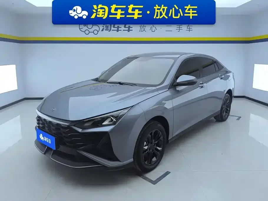 Dongfeng Aeolus Yixuan 1.5L Auto Luxury 2025