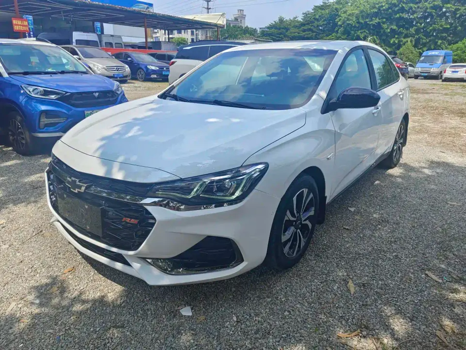 Chevrolet Monza RS 330T Auto Smooth Edition China VI 2019