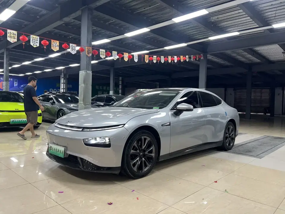 XPeng P7 Model 670N 2020