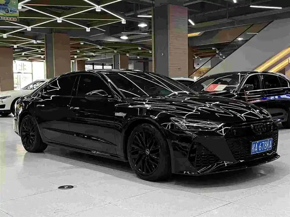 Audi A7L 45 TFSI S-line Dream Builder Edition 2023