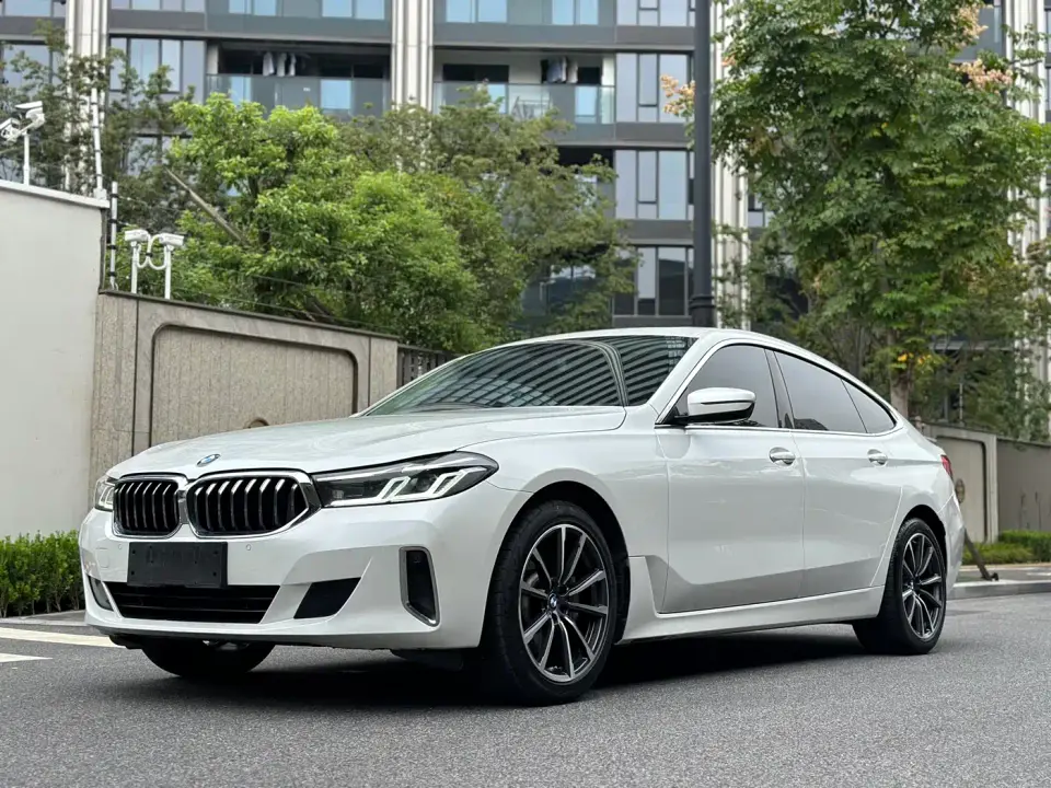 BMW 6 Series GT Model 630i Luxury Design Package 2023
