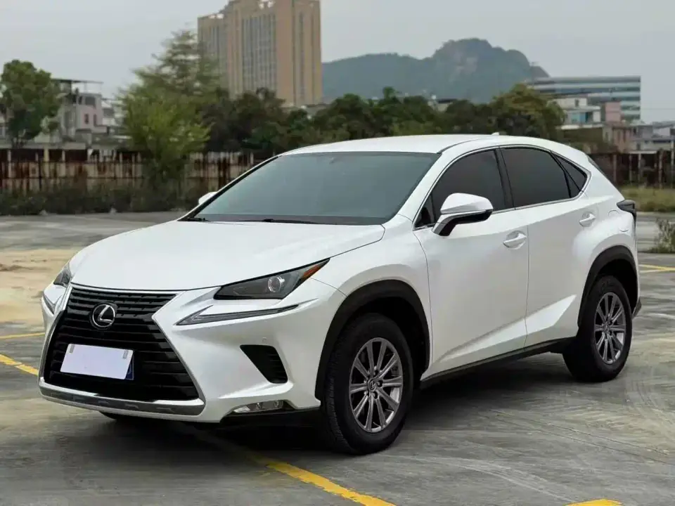 Lexus NX 200 FWD Sharp Edition China VI 2021