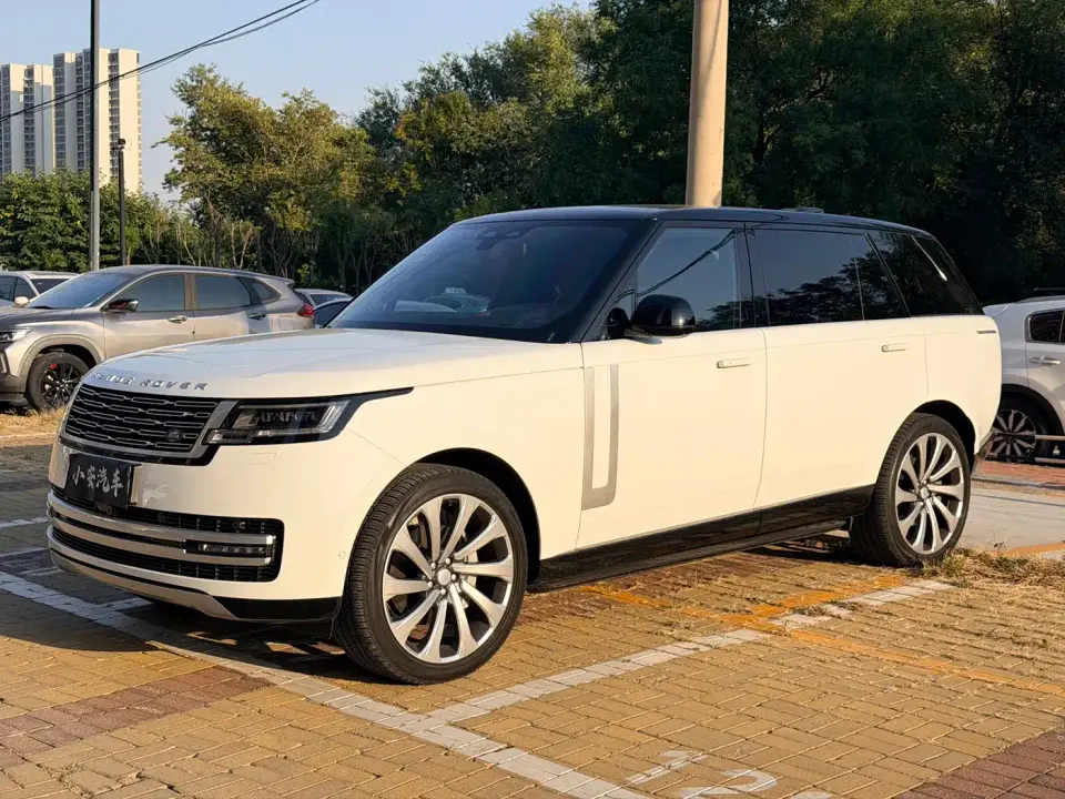 Land Rover Range Rover 3.0 L6 400PS Genesis Extended Version 2023