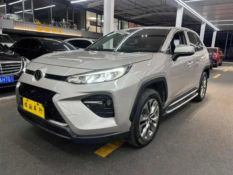 Toyota Wildlander 2.0L CVT AWD Luxury Edition 2022