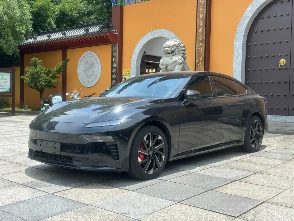 Dongfeng Yipai eπ007 Model 200Pro Range Extender Version 2025
