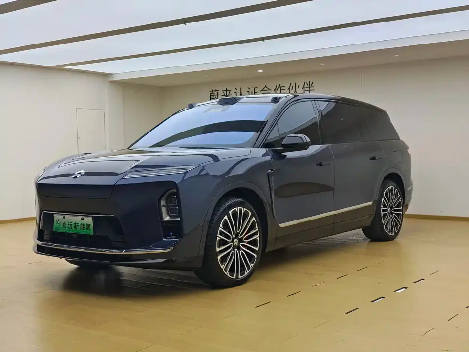 NIO ES8 Base Model 2025