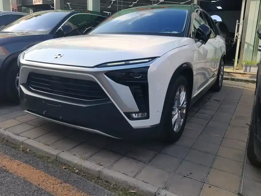 NIO ES8 415KM 6-Seater 2020