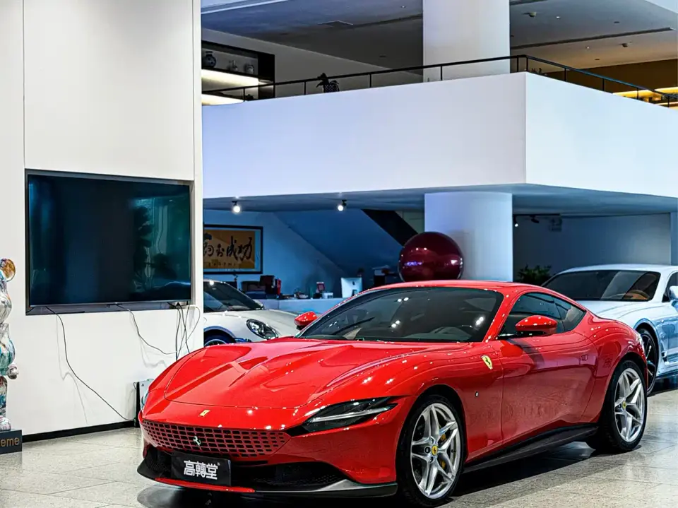 Ferrari Roma 3.9T V8 2021