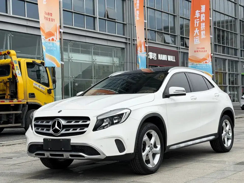 Mercedes-Benz GLA-Class GLA 200 Dynamic 2019