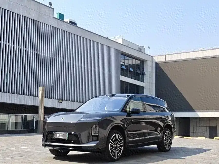 NIO ES8 Base Model 2025