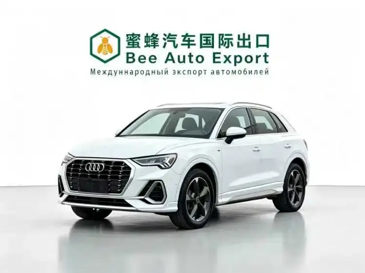 Audi Q3 35 TFSI Fashion Dynamic (1.4T) 2023