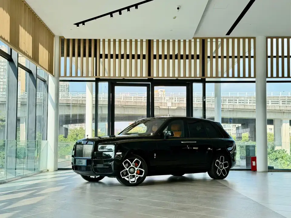 Rolls-Royce Cullinan 4-Seater Version 2020