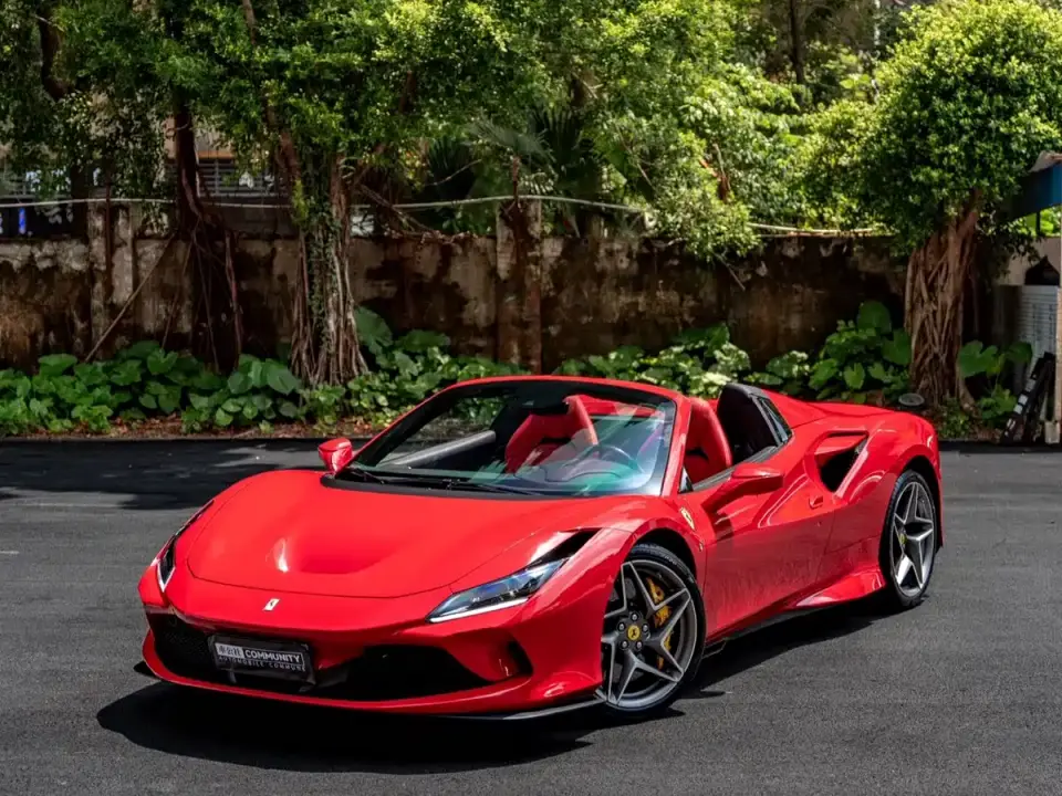 Ferrari F8 Spider 3.9T V8 2022